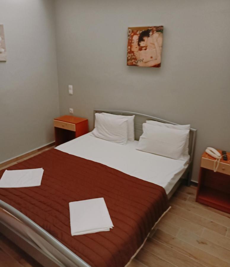 Efstratios Hotel Loutra Edipsou  Extérieur photo