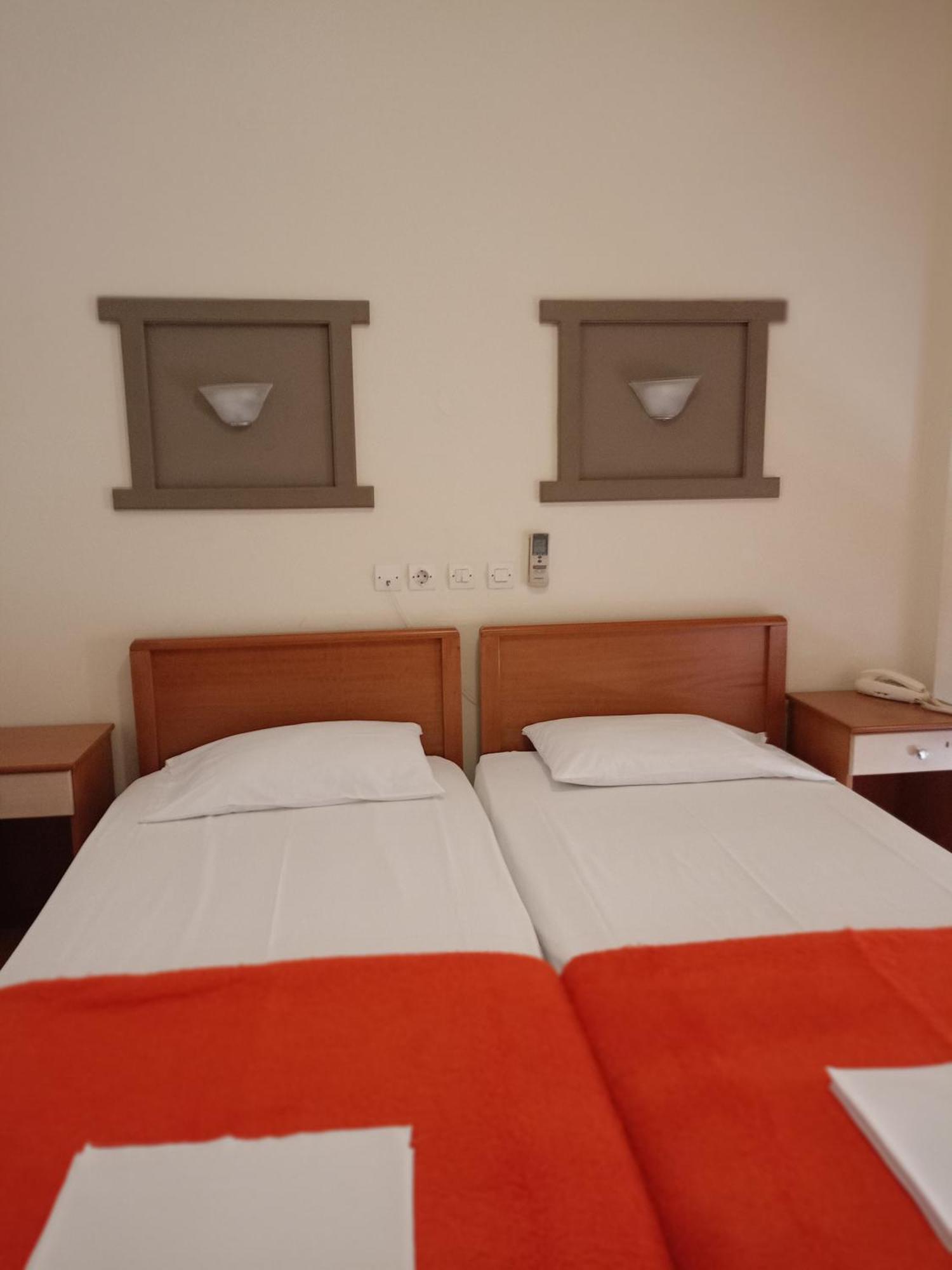 Efstratios Hotel Loutra Edipsou  Extérieur photo