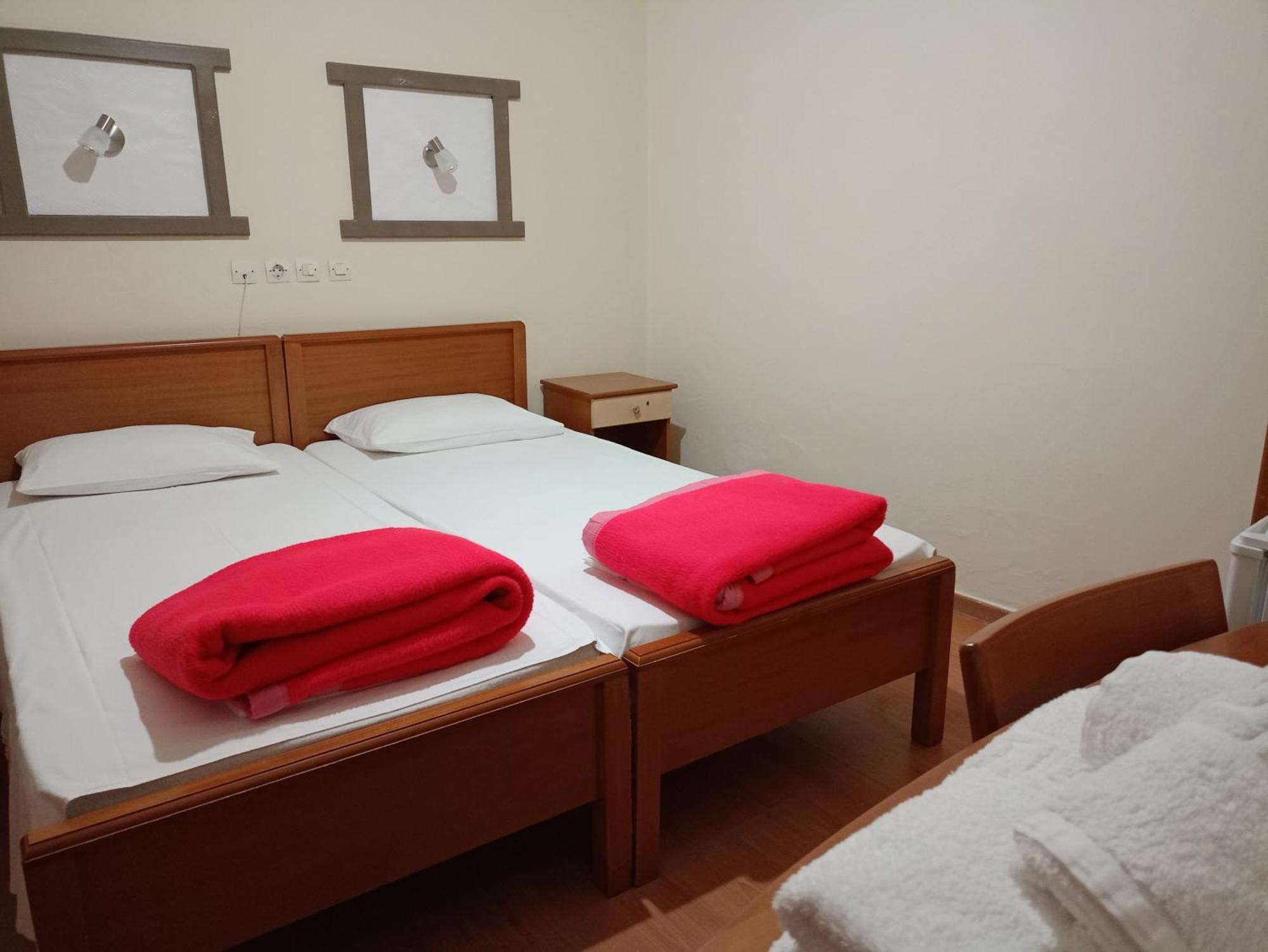 Efstratios Hotel Loutra Edipsou  Extérieur photo